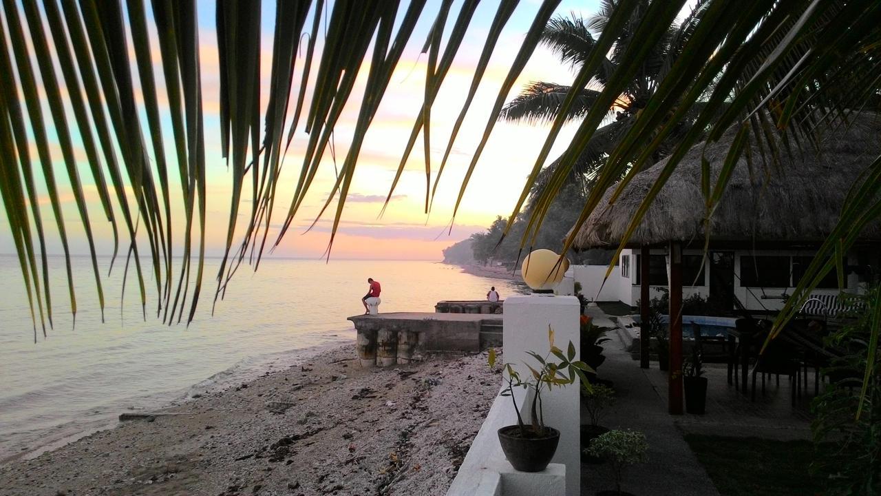Bamboo Beachhouse Dormitory Garcia Hernandez المظهر الخارجي الصورة